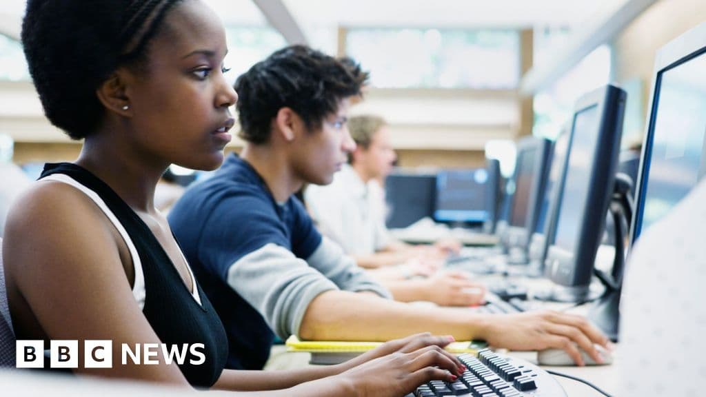 Canvas Under Attack: Company Pays Hackers for Data Control