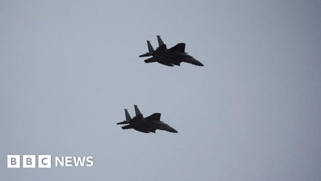 Shocking Collision of South Korean Fighter Jets Linked to Selfies