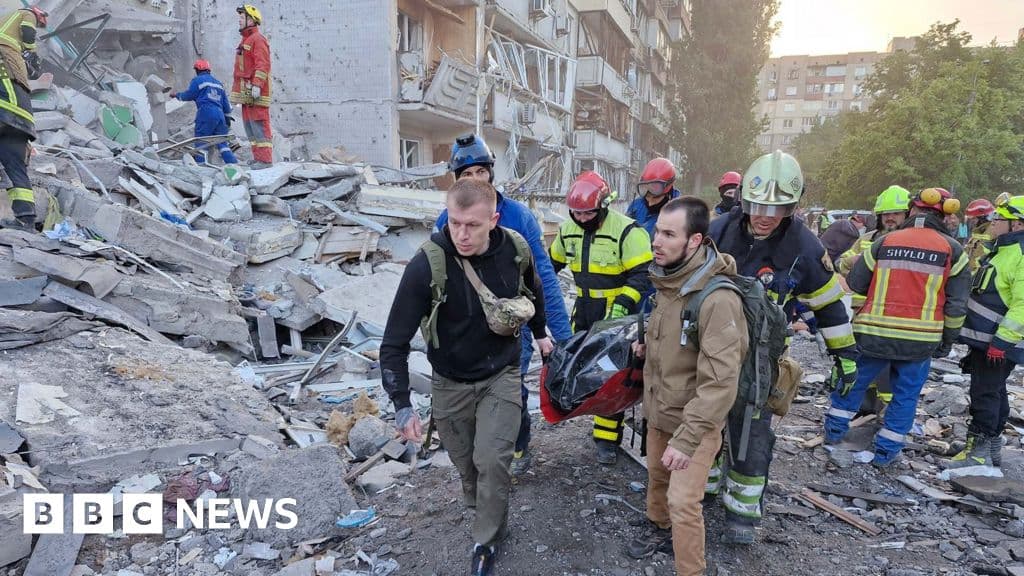 Shocking Russian Strikes Claim Lives in Kyiv Amid Ongoing Conflict