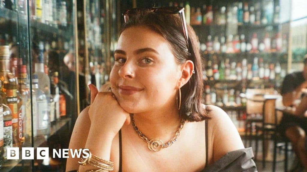 Should You Trust AI Chatbots for Health Advice? Experts Weigh In