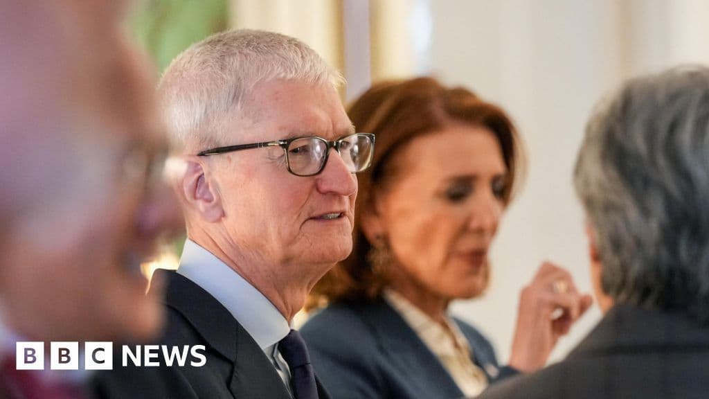Apple Reports Record iPhone Demand as Tim Cook Prepares to Step Down