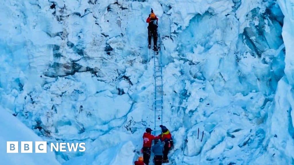 Major Breakthrough for Everest Climbers After Ice Block Issue