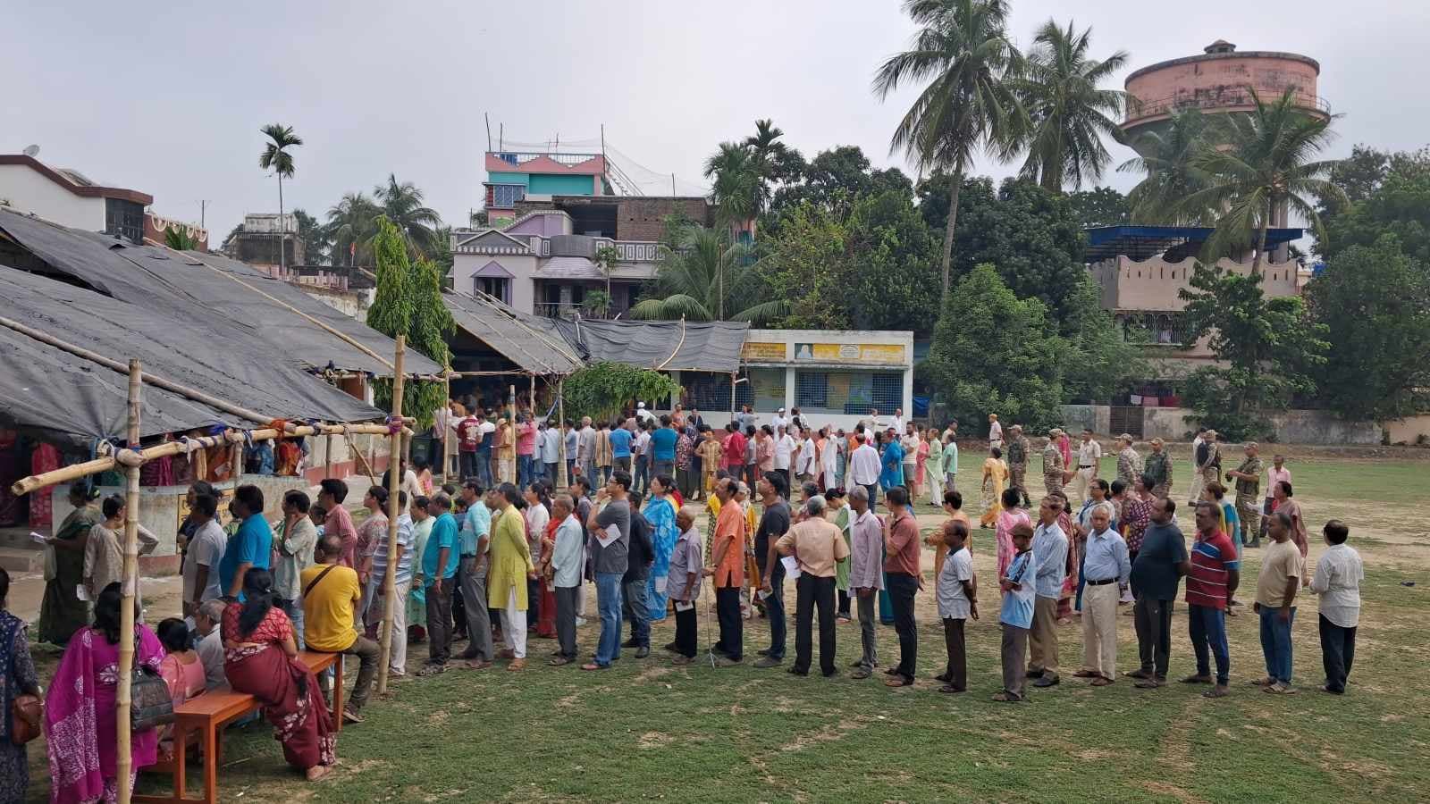 Heavy Security Marks Phase 1 of West Bengal Assembly Polls
