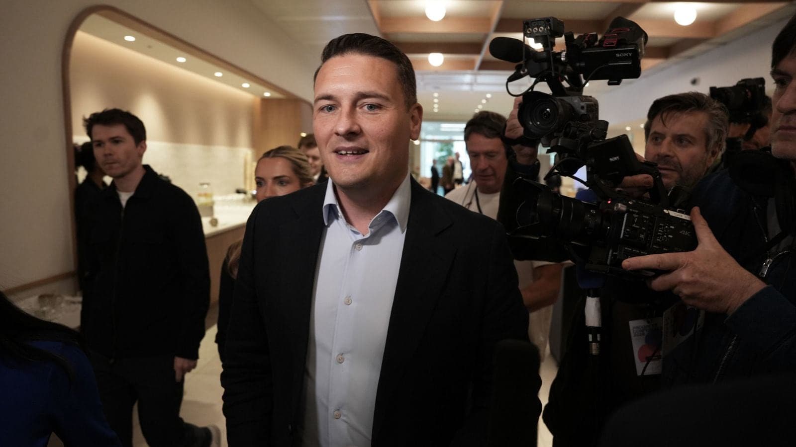 Wes Streeting Announces Run for Labour Leadership Race