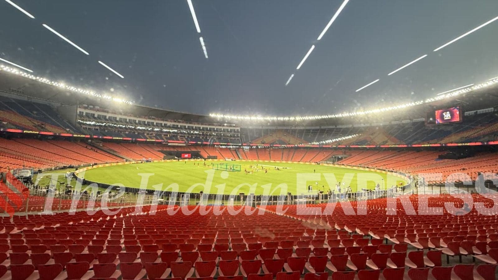 Critical IPL 2026 Final: RCB vs GT Pitch Insights & Weather