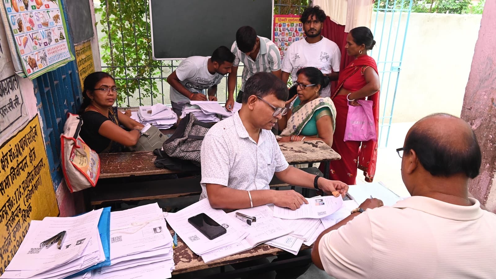 Karnataka Cabinet Considers Supreme Court Appeal on Voter Deletions