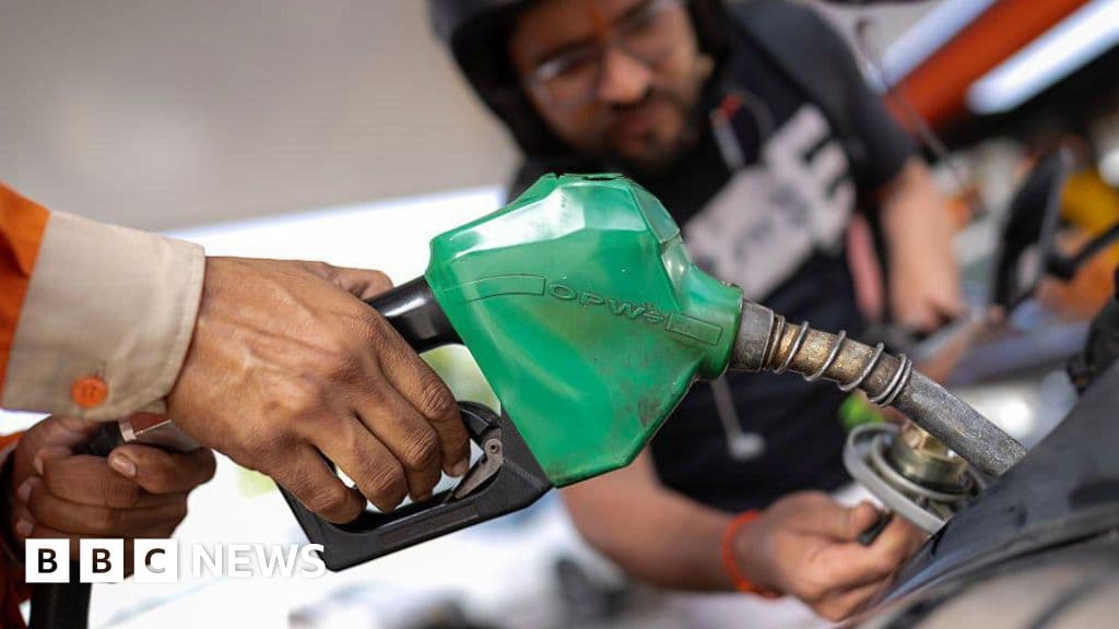 Oil Prices Surge Amid Tensions in US-Iran Ceasefire Talks
