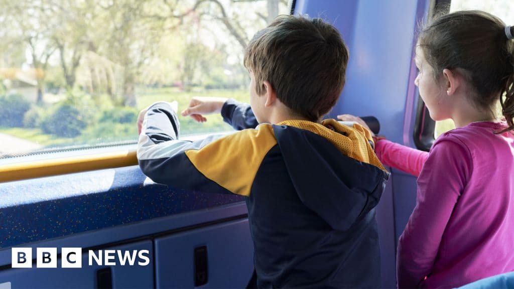 Children in England Offered Free Bus Rides This August