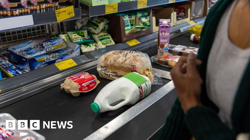 Government Pushes UK Supermarkets to Limit Food Prices