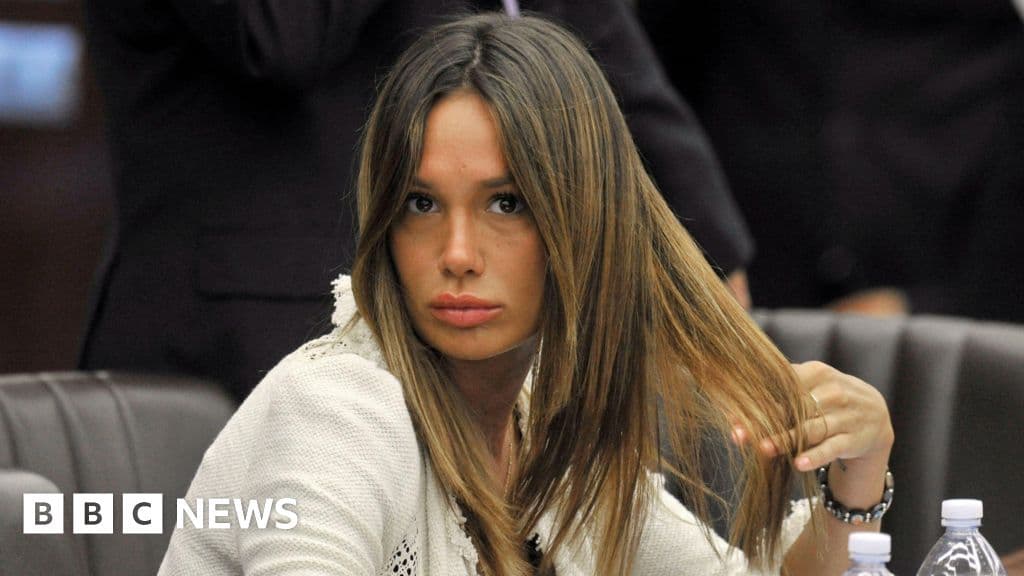 Major Italian Scandal: Pardon for Ex-Showgirl Under Fire