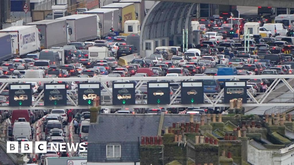Major Delays Expected at Dover This Half Term Due to EU Rules