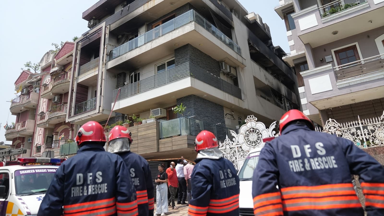 Tragic Fire Claims Five Lives in Vivek Vihar Family