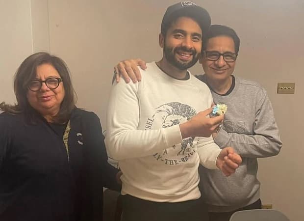Jackky Bhagnani's Heartfelt Tribute to Father Vashu on Birthday