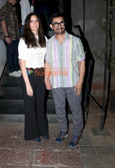 Exclusive: Aamir Khan and Bollywood Stars Spotted in Juhu