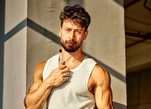 Tiger Shroff Surprises Young Fan with Boxing Gloves!