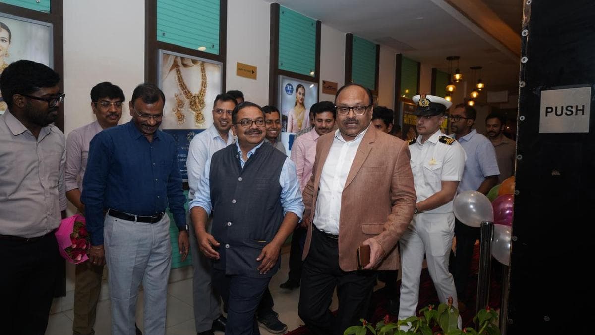 Visakhapatnam Customs' Film 'Right Turn' Wins Major Award