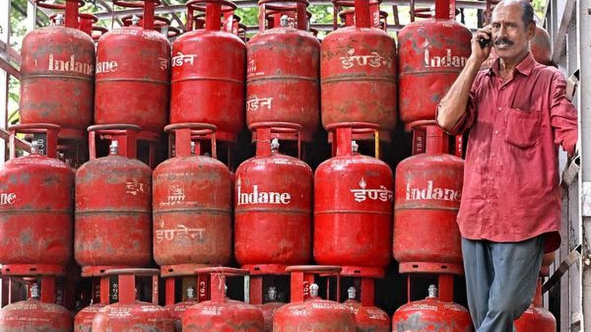 Major LPG Crisis Hits Kerala Amid West Asia Conflict