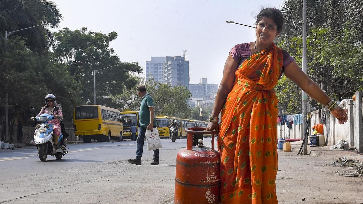 Bombay HC Disposes PIL After Govt's LPG Supply Assurance
