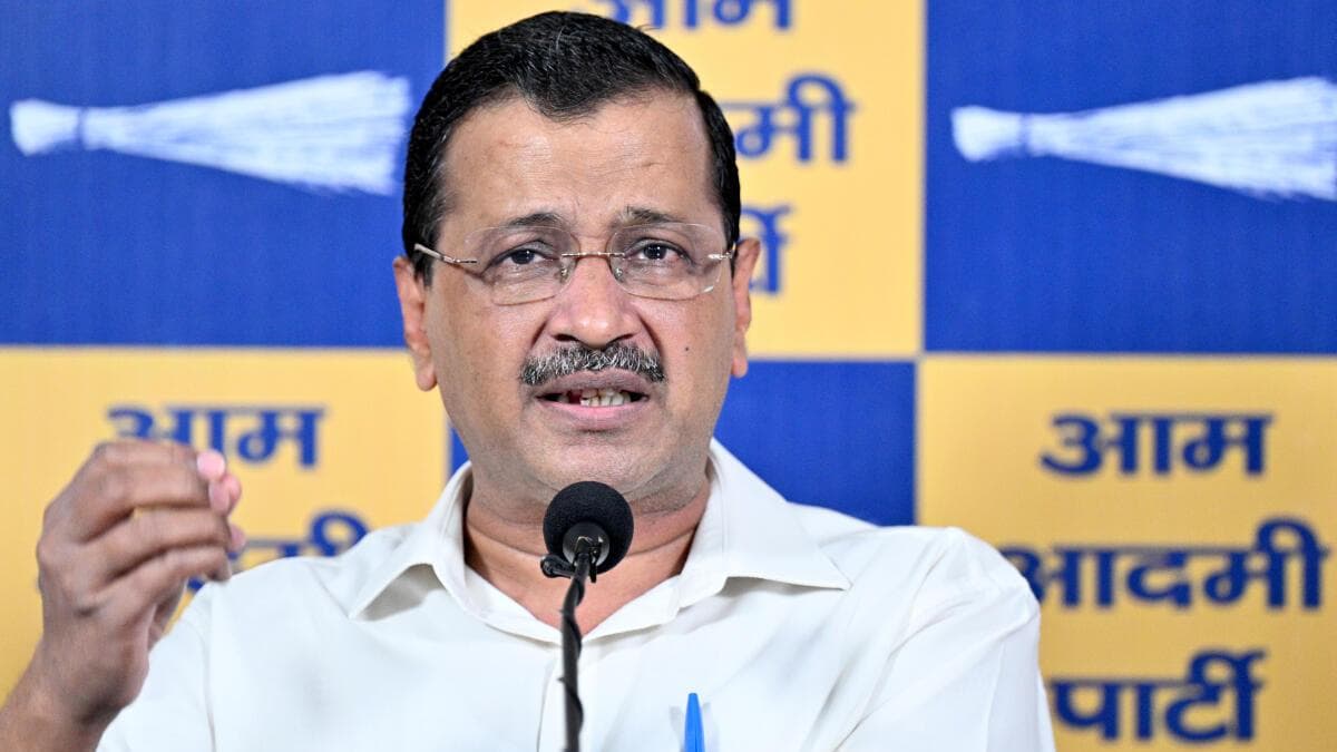 Kejriwal and Sisodia Seek Supreme Court Judge Change in Case