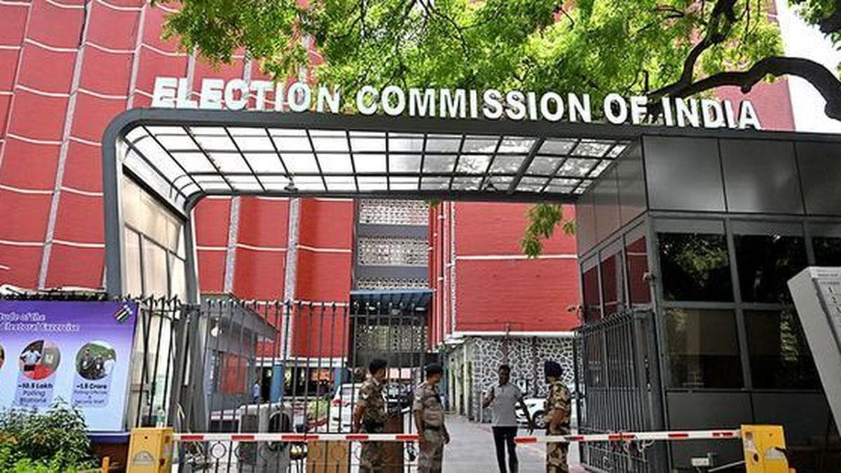 Election Commission Shocks West Bengal with Key Bureaucratic Changes