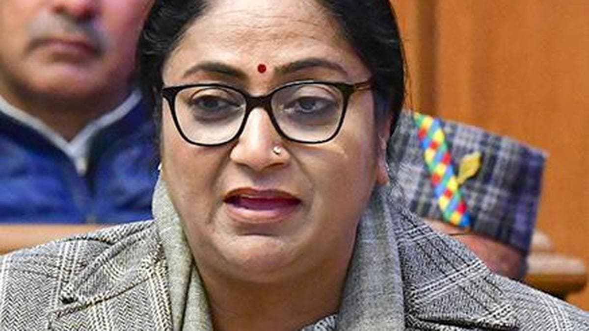 Delhi CM Assures Public: LPG Supply is Stable and Secure