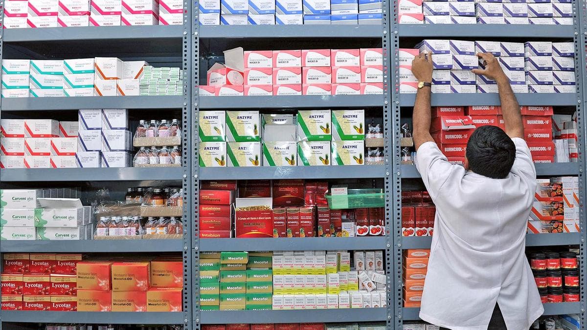 Karnataka Health Minister Addresses Drug Supply Issues at PHCs