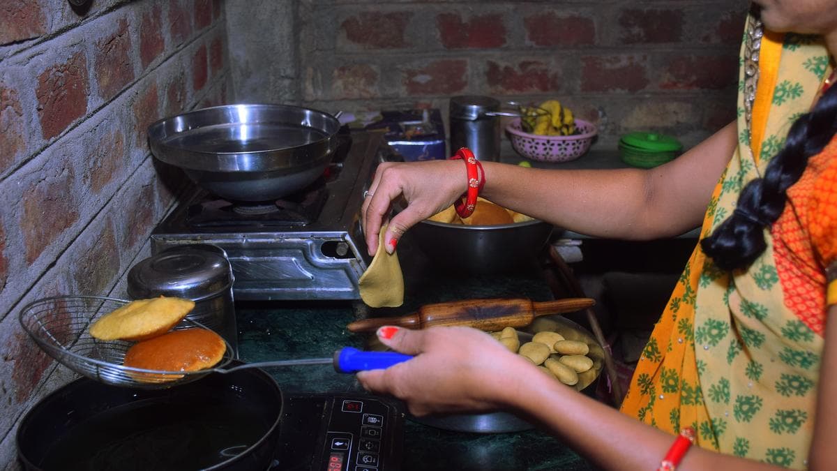Hybrid Kitchens: Families Embrace Electric Cooking to Save LPG
