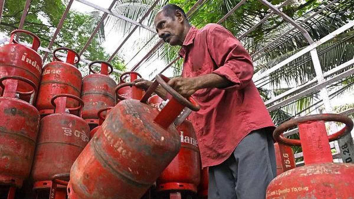 Major Resignation in Counterterrorism Amid Iran Conflict