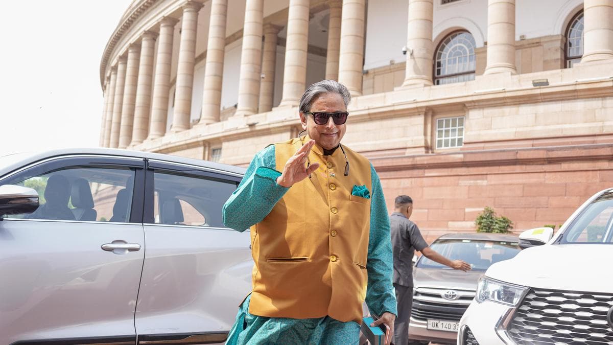 Shashi Tharoor Advocates for Peace in West Asia Conflict