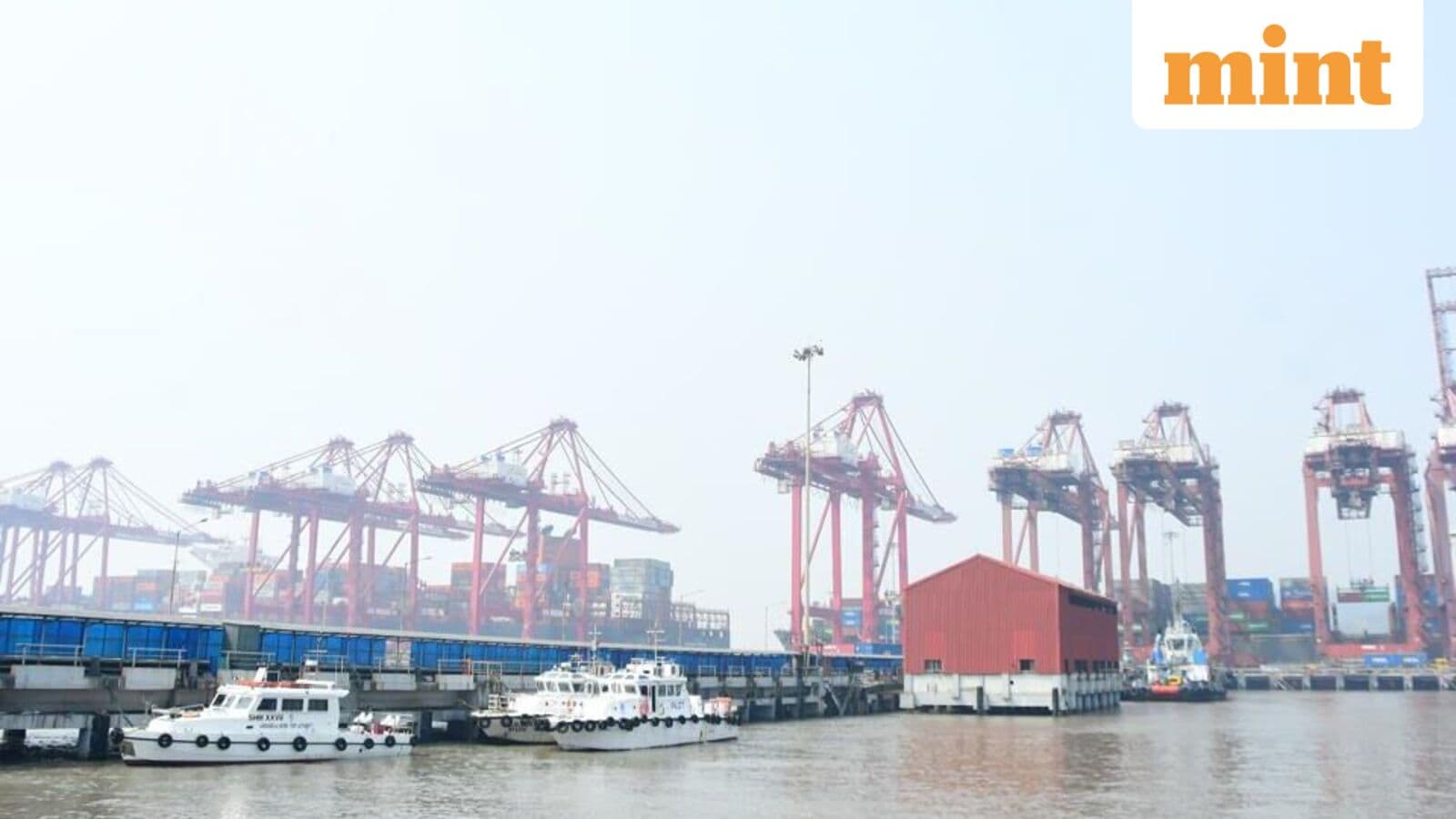 India Unveils Major Support for Exporters Amid Hormuz Crisis