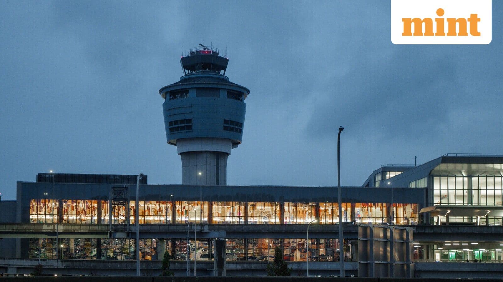 Major Collision at LaGuardia: Air Canada Express Hits Fire Truck
